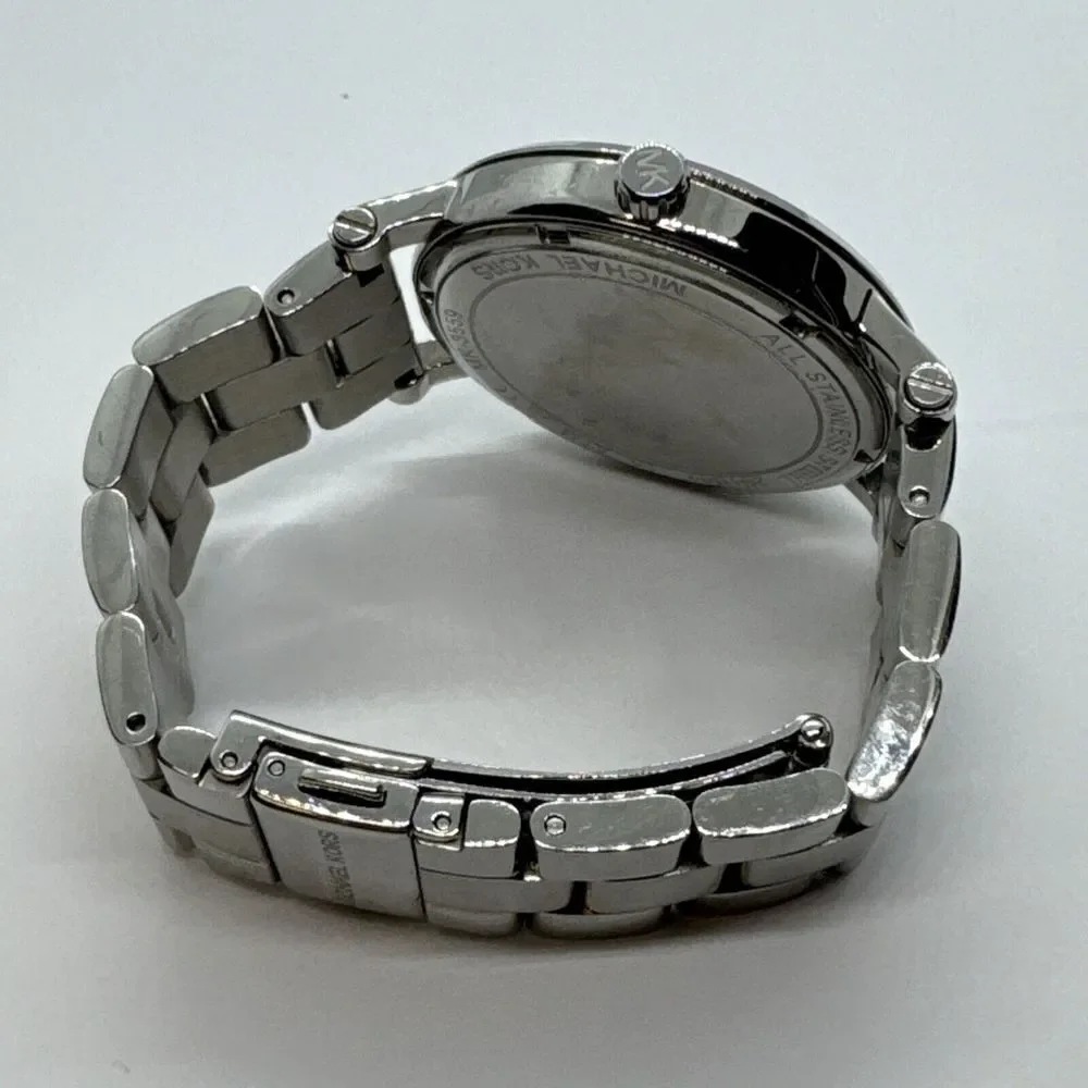 Michael Kors MK3559 Women Silver Stainless Steel Analog Dial Quartz Watch JNA298